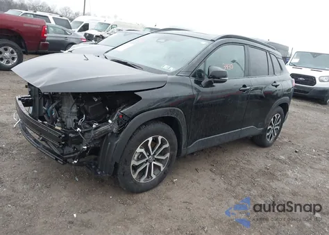 2024 Toyota Corolla Cross Hybrid Se z USA, uszkodzony, nr VIN 7MUFBABG4RV042949